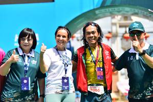 BIB: 100, 7065
                            <button type="button" onclick="openModal(21795291)" class="btn btn-primary btn-sm float-right btn-popup" data-toggle="modal" data-target=".modal-high-quality">
                        <i class="fas fa-shopping-cart"></i> Add to Cart
                    </button>
                                            <button type="button" onclick="isThisMe(21795291, true)" class="btn btn-success btn-sm float-right btn-popup btn-isme hidden" data-toggle="tooltip" data-placement="bottom" title="นี่คือรูปของคุณใช่ไหม คลิกที่นี่เพื่อเอาเข้าอัลบั้ม">
                        <i class="fas fa-plus"></i> Add to album
                    </button>
                    <button type="button" onclick="isThisMe(21795291, false)" class="btn btn-warning btn-sm float-right btn-popup btn-isnotme hidden">
                        <i class="fas fa-ban"></i> Remove from album
                    </button>